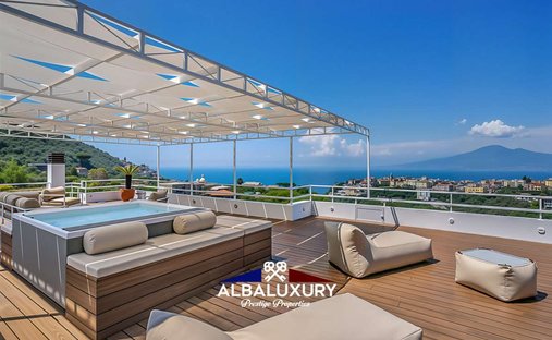 Villa en Vico Equense, Campania, Italia 1