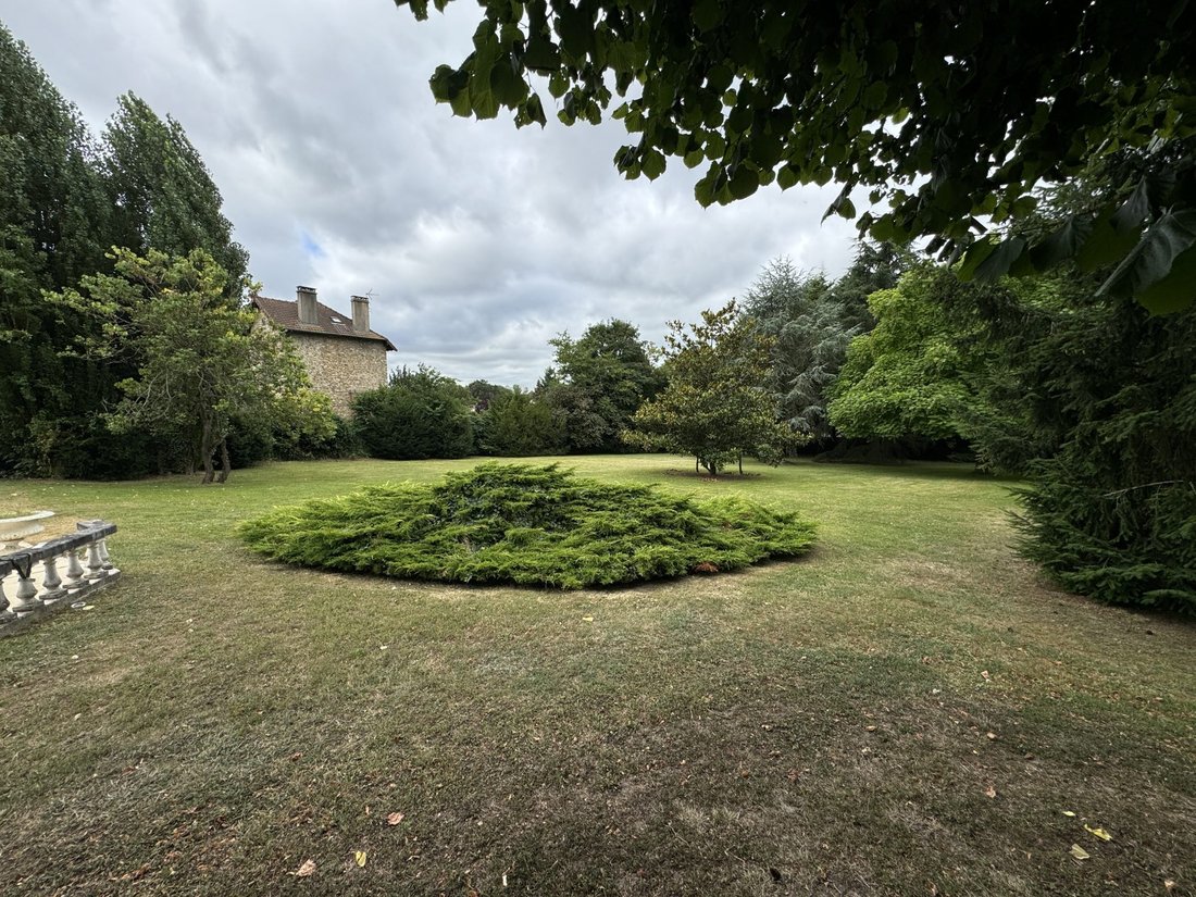 Land in Briis-sous-Forges, Ile-de-France, France 5 - 16491345