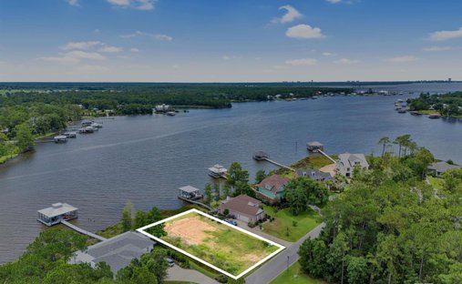 Land in Elberta, Alabama, United States 1