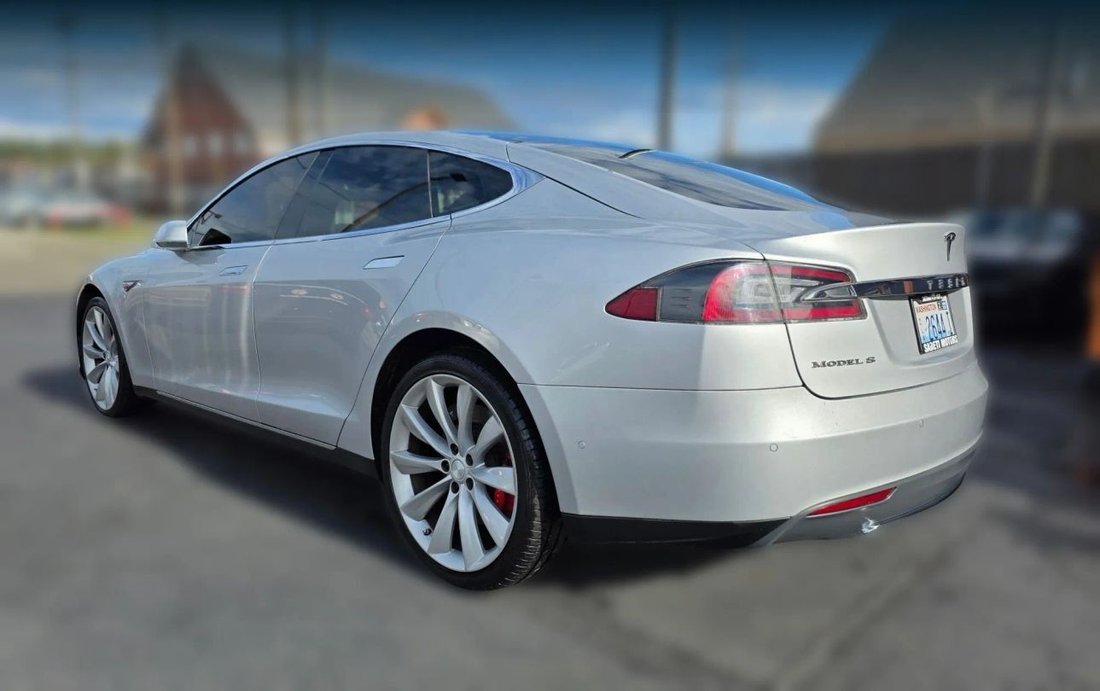 Sedan in Tacoma, WA, United States 3 - 16493945