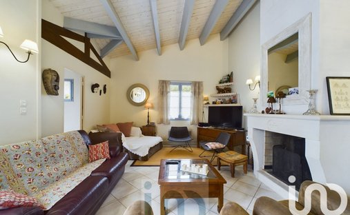 Casa a La Flotte, Nuova Aquitania, Francia 1