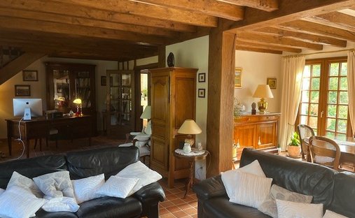 For Sale Dpt Eure (27) Near Pacy Sur Eure Moulin 353 M2 With Swimming Pool On Land Of 5542 M2 On The