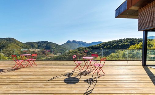 Barnes South Drôme Sumptuous Renovated Medieval Castle Panoramic View Swimming Pool