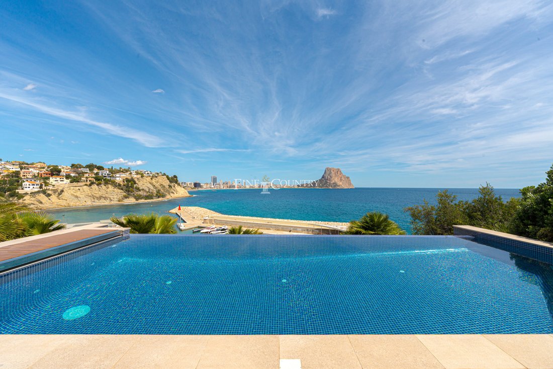 Villa in Calp, Land Valencia, Spanien 1 - 16487038