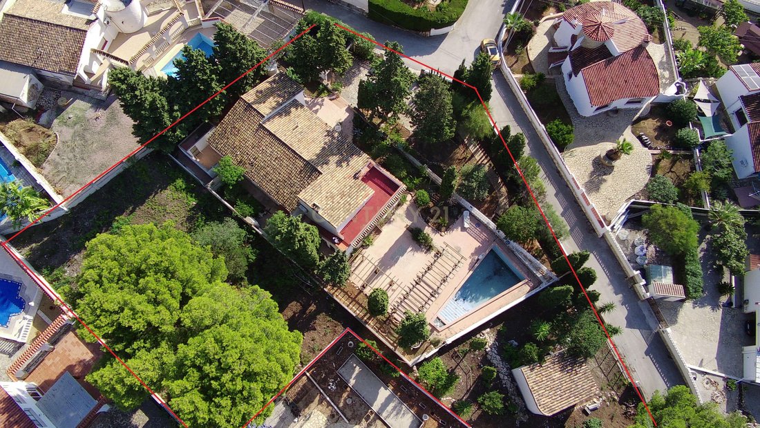 Villa in Calp / Calpe, Valencian Community, Spain 1 - 16493011