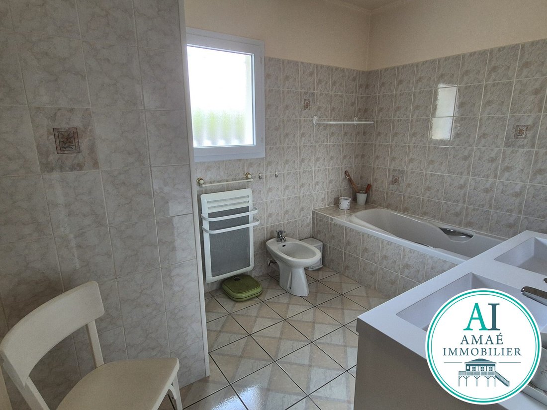 House in Nord Est, Andernos-les-Bains, France 4 - 16490759