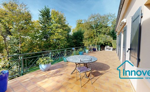Casa a Bas, Maule, Francia 1
