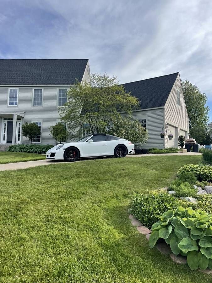 Cabriolet in Glendale, United States 5 - 16493486