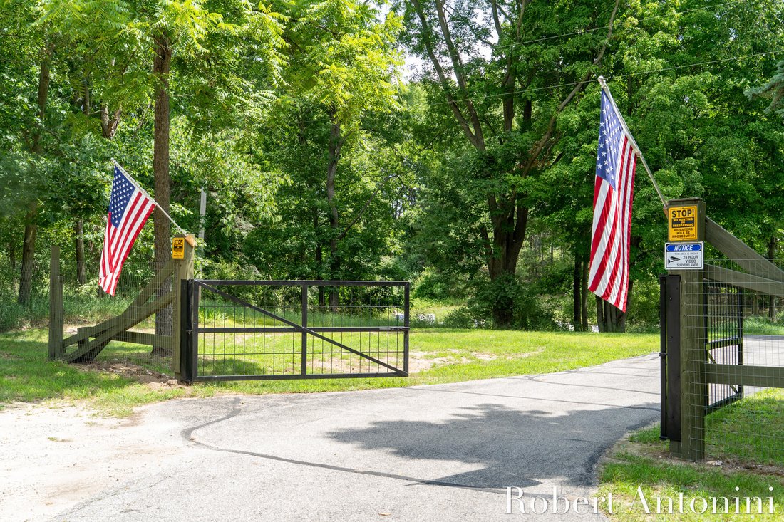 House in Greenville, Michigan, United States 3 - 16486958