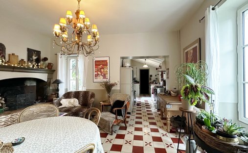 Castle for Sale in Peyrehorade, Nouvelle-Aquitaine, France