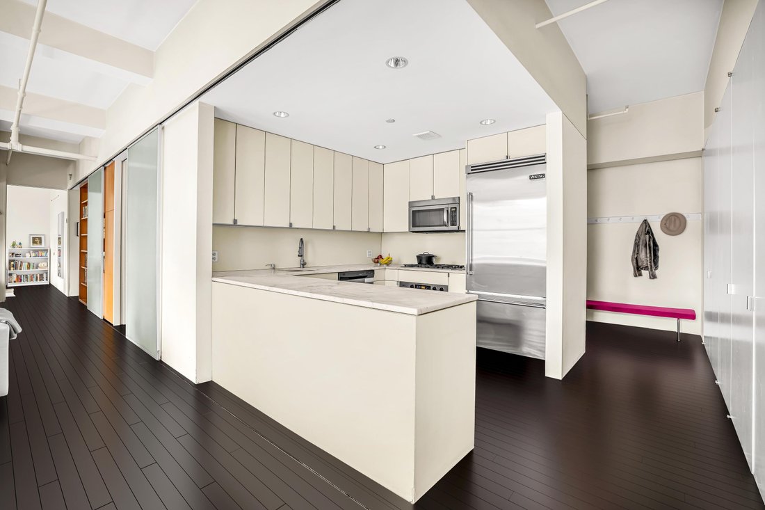 Co Op in New York, New York, United States 5 - 16489064