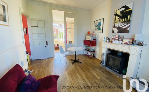 19 Th C. Chateau With Outbuildings And Pool