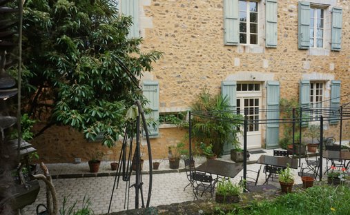 Castle for Sale in Nontron, Nouvelle-Aquitaine, France