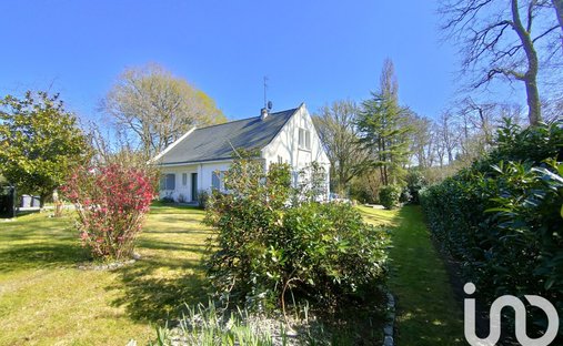 Castle for Sale in Treillières, Pays de la Loire, France
