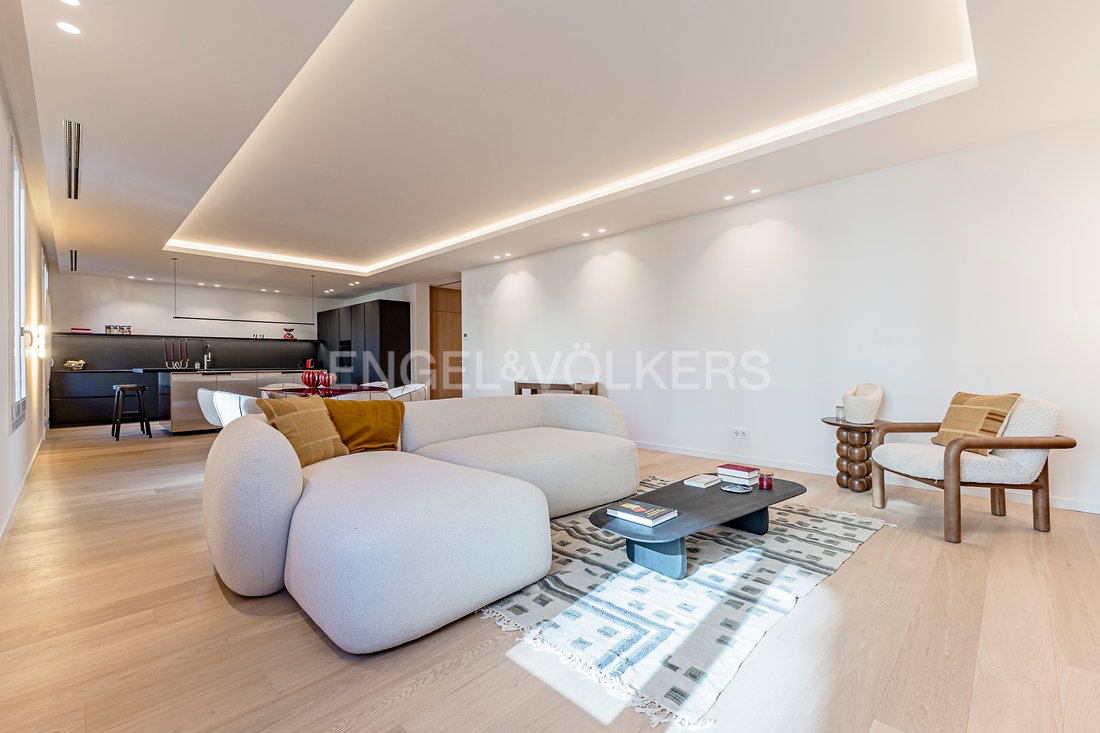 Apartment in Eixample, Barcelona, Spain 2 - 16487636