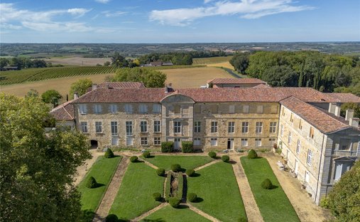 Chateau  en Mansencôme, Occitania, Francia 1