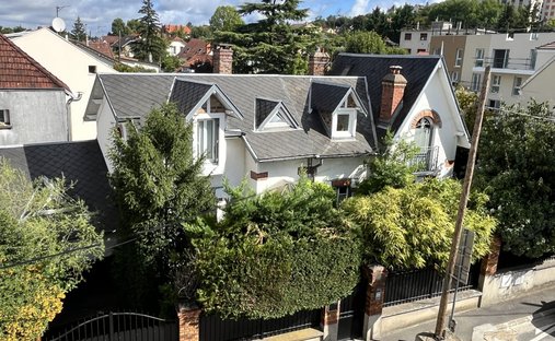 House in La Frette-sur-Seine, Ile-de-France, France 1