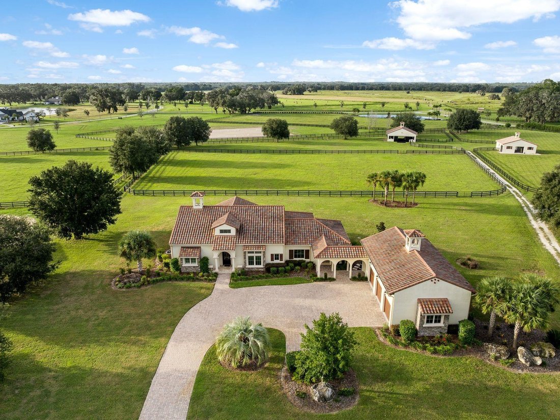 Contemporary Luxury Equestrian Estate In In Dunnellon, Florida, United ...