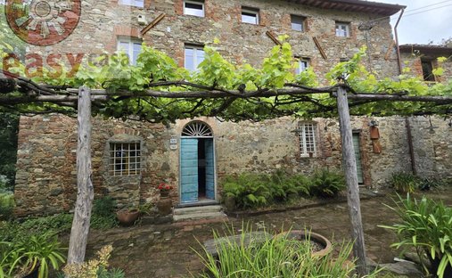 Country House in Massarosa, Tuscany, Italy 1