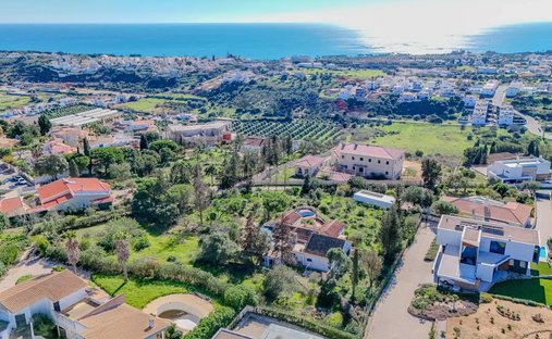 Villa in Olhos de Agua, Algarve, Portugal 1