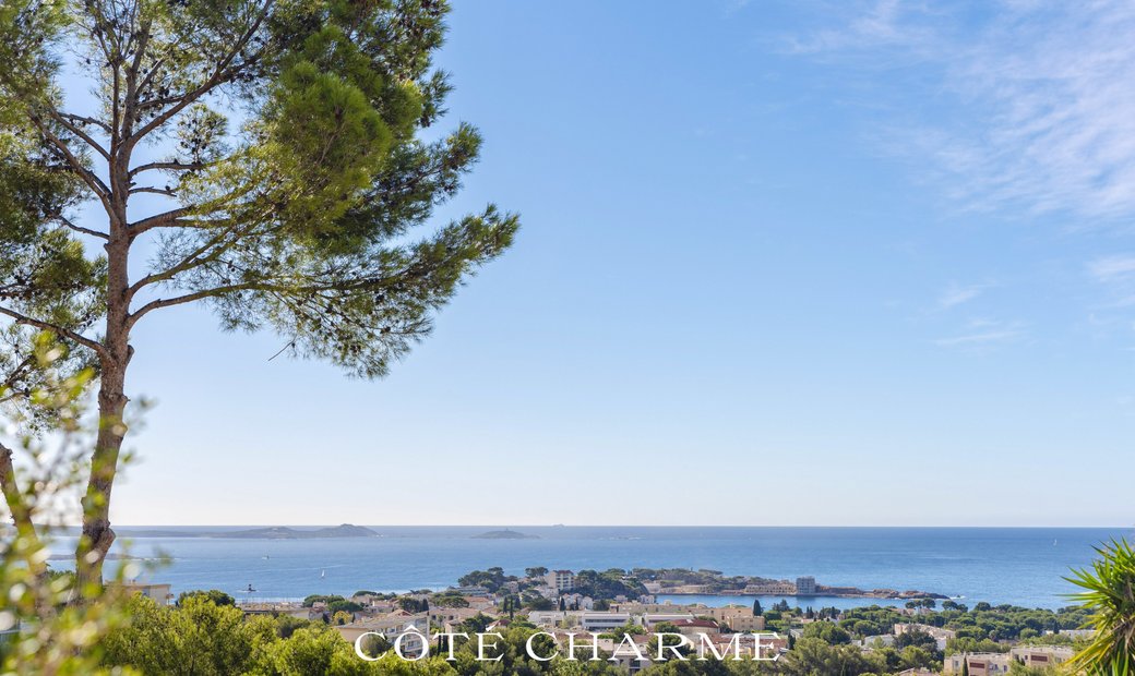 Luxury Garden Level Apartment In Bandol, Provence Alpes Côte D'azur ... - Luxury Garden Level Apartments With View