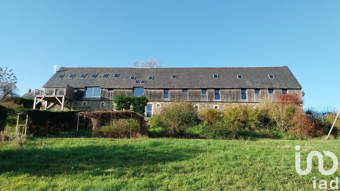 House in Pontaumur, Auvergne-Rhône-Alpes, France 1 - 16486939