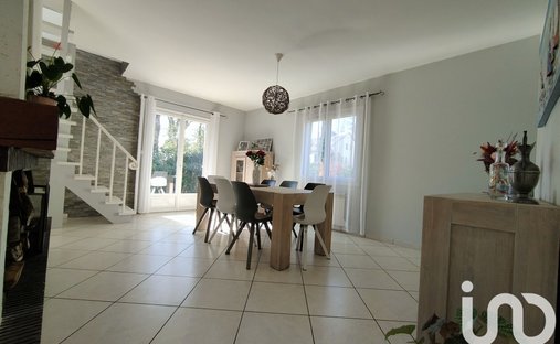 Castle for Sale in Treillières, Pays de la Loire, France