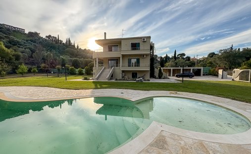 Villa in Korfu, Peloponnese, Western Greece and the Ionian, Griechenland 1