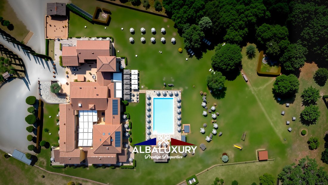 Villa in San Gimignano, Tuscany, Italy 2 - 16496108