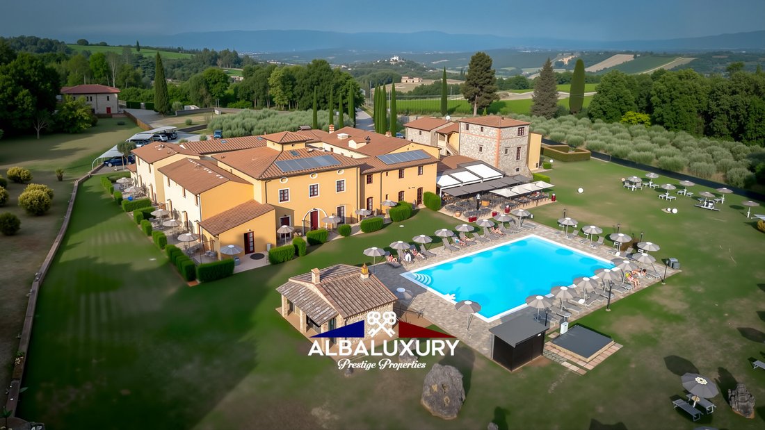 Villa in San Gimignano, Tuscany, Italy 5 - 16496108