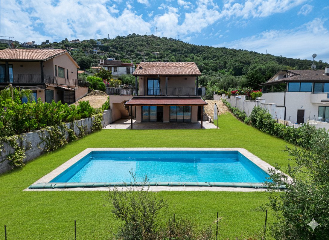 Villa in Capo d'Orlando, Sicily, Italy 2 - 15808657