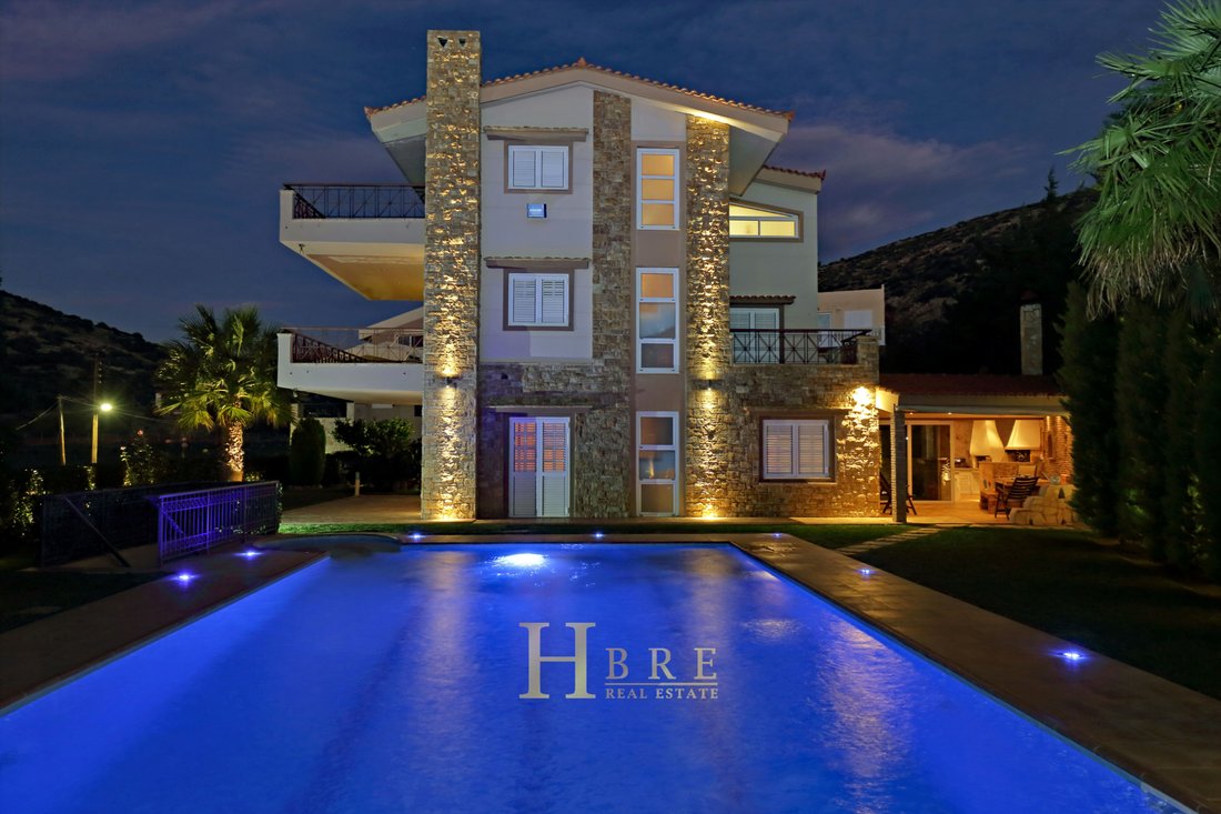 Villa in Saronida, Attica, Greece 2 - 16496040
