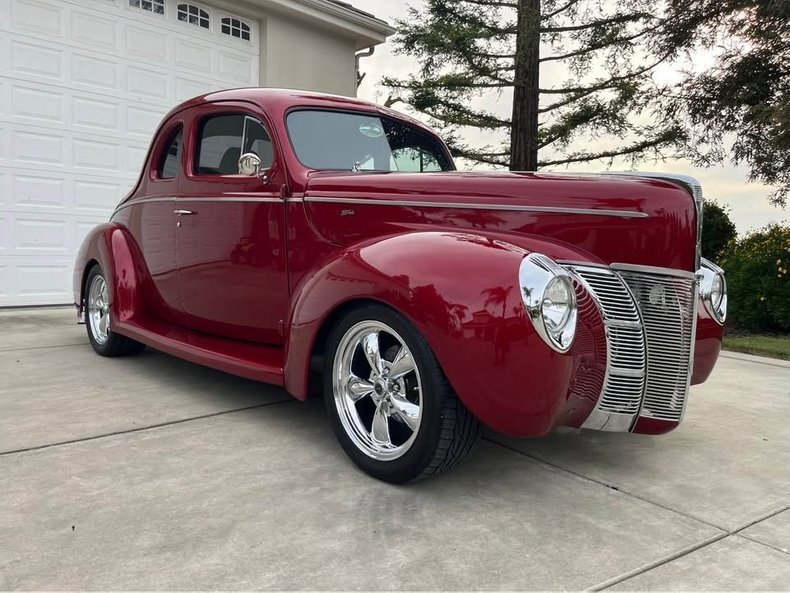 Coupe in Glendale, United States 1 - 16495964