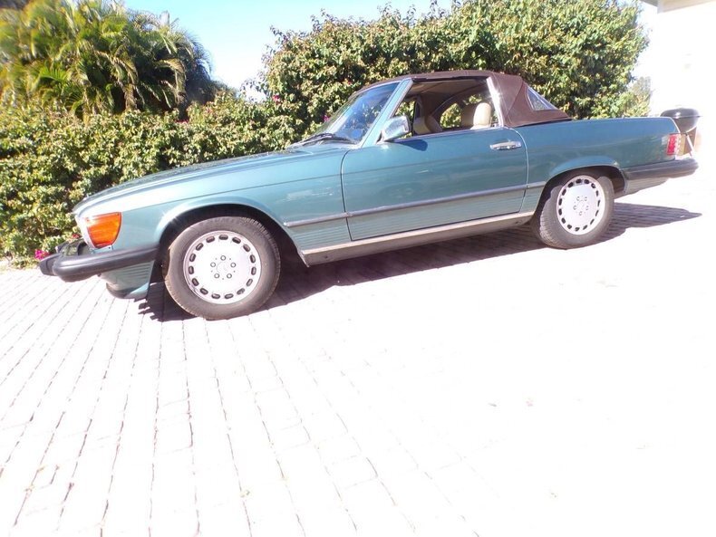 Cabriolet in Glendale, United States 2 - 16495990
