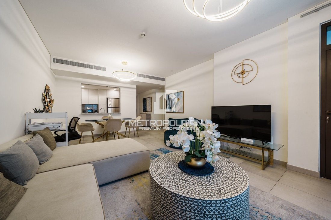 Apartment in Umm Suqeim, Dubai, United Arab Emirates 2 - 16486584