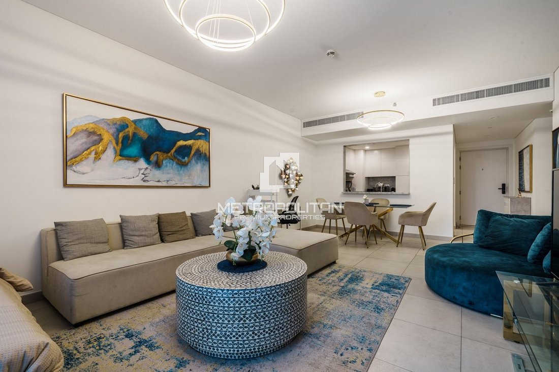 Apartment in Umm Suqeim, Dubai, United Arab Emirates 1 - 16486584