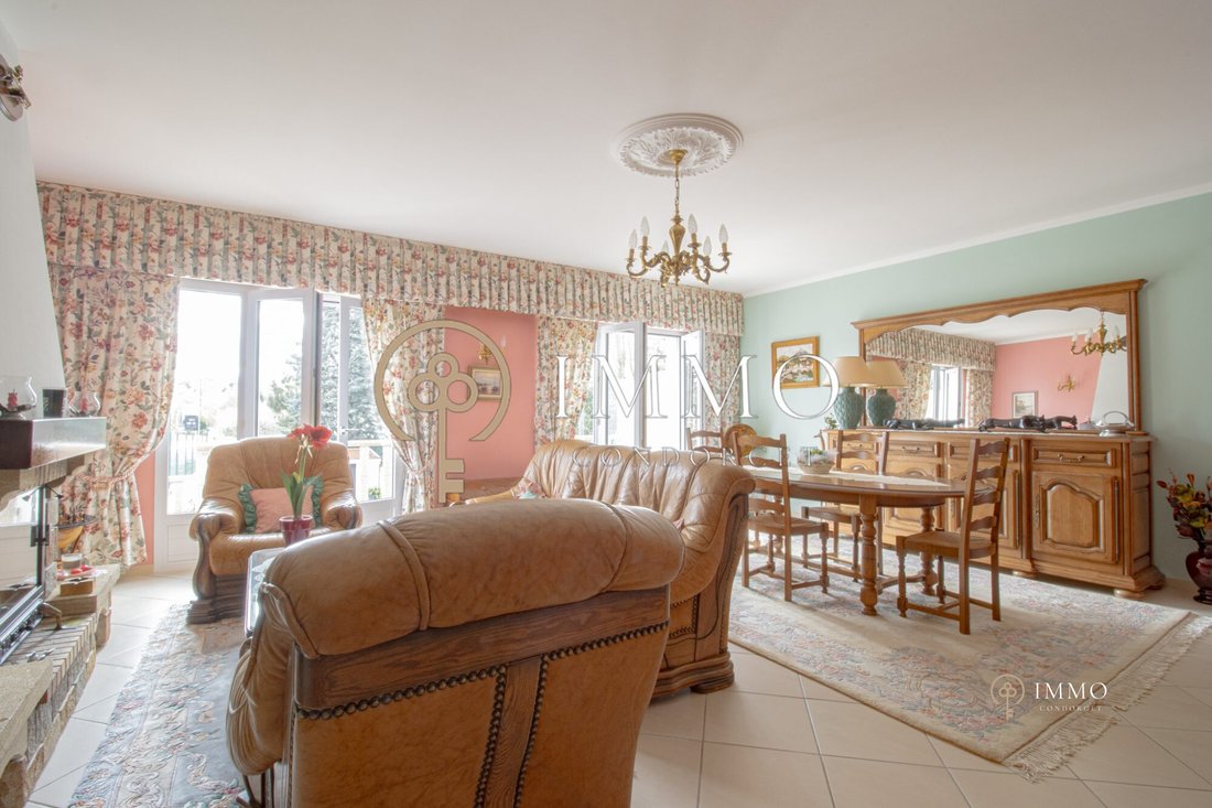 House in La Faiencerie-Le Clos Saint Cyr, Bourg-la-Reine, France 2 - 16496200