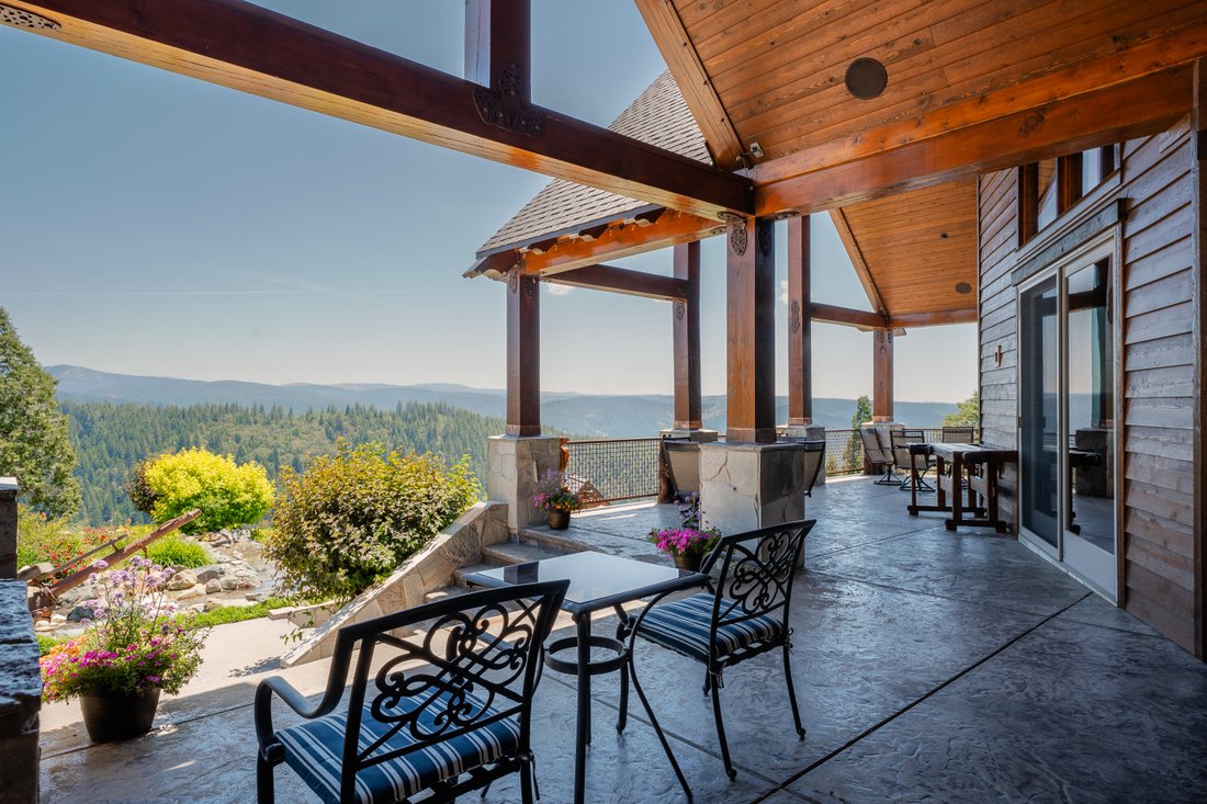 Alta, California, United States 2 - 16496371