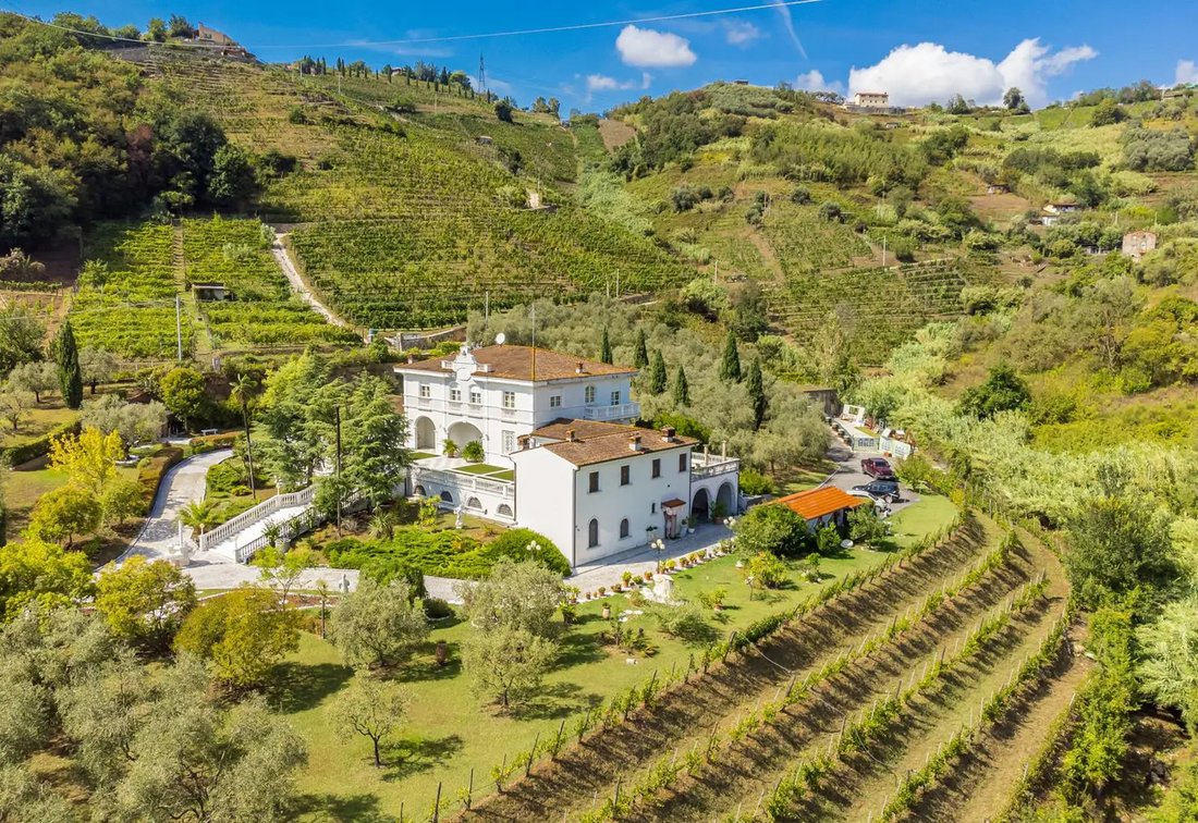 Villa in Bigliolo - Quercia, Aulla, Tuscany 1 - 16496395