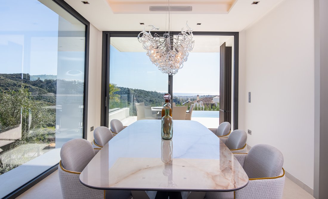 Villa in La Quinta, Benahavis, Andalusia 2 - 16496436