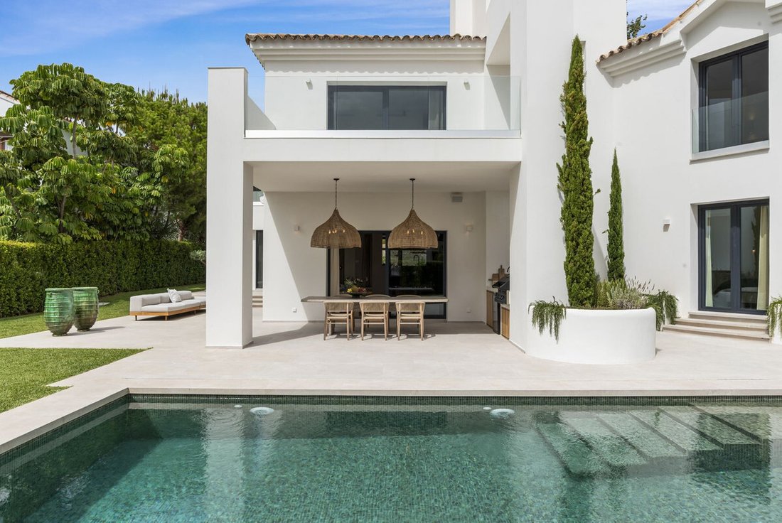 Villa in Benahavis, Andalusia, Spain 5 - 16496730