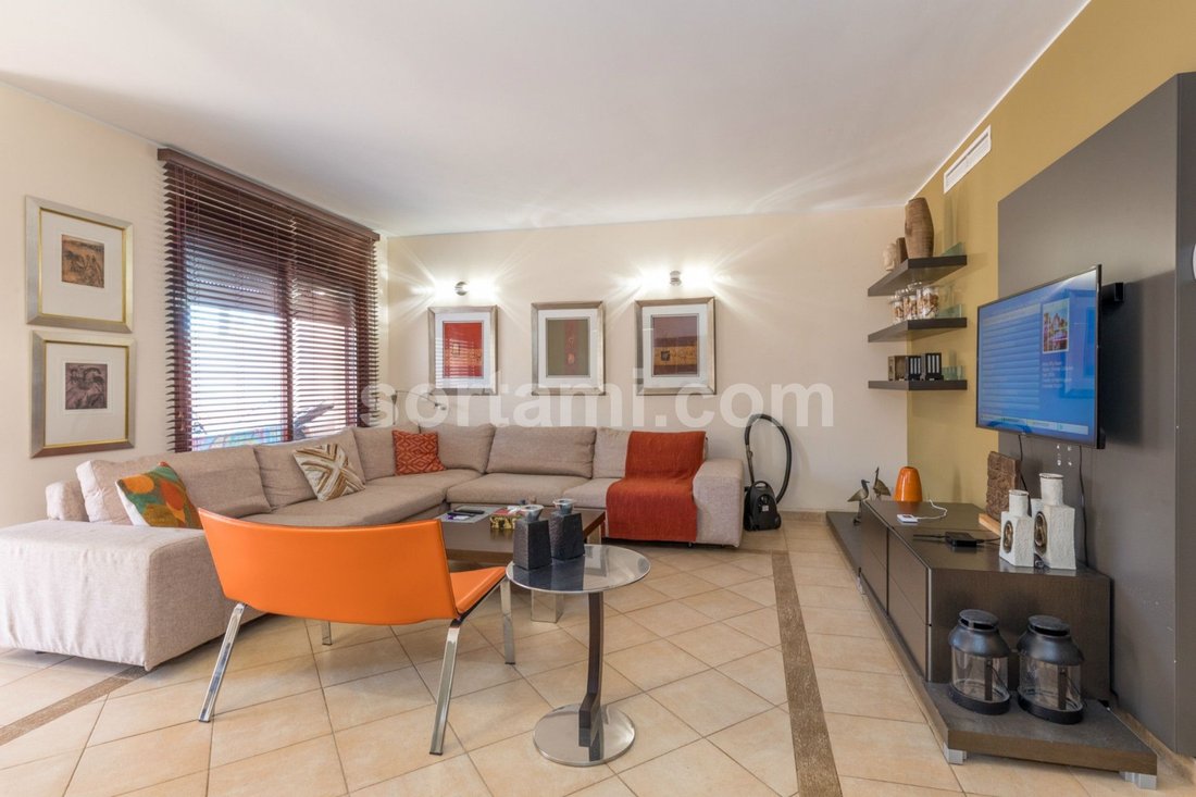 House in Vilamoura, Quarteira, Algarve 2 - 16496920