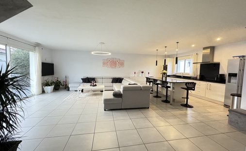 House in Monestie-Birazel, Plaisance-du-Touch, France 1