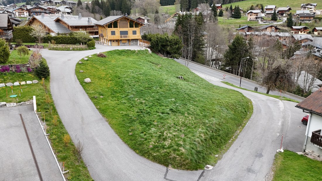 Terreno a Les Gets, Alvernia-Rodano-Alpi, Francia 1 - 16498284
