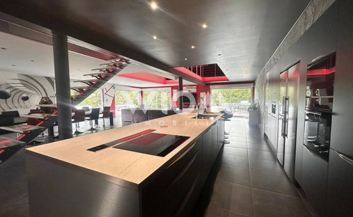 Castle for Sale in Arras, Hauts-de-France, France