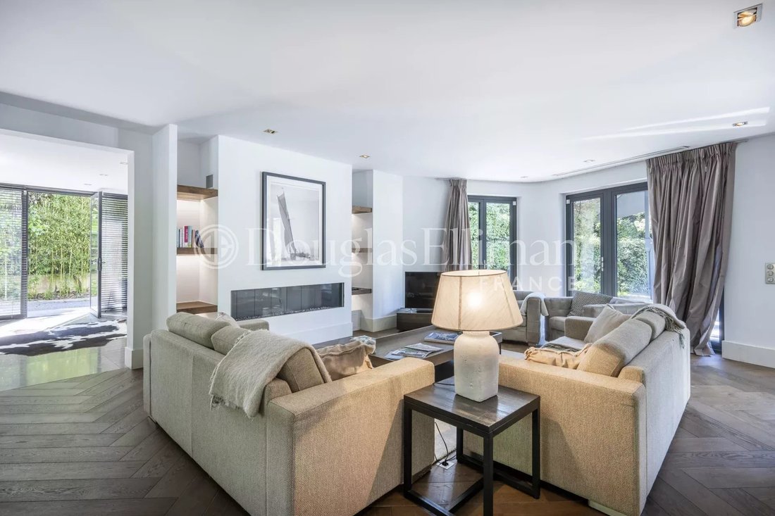 House in Mougins, Provence-Alpes-Côte d'Azur, France 5 - 15622259
