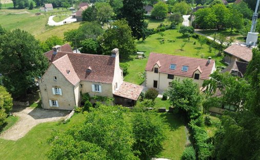 House in Arrondissement of Sarlat-la-Canéda, Nouvelle-Aquitaine, France 1