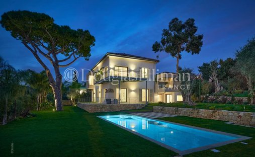 Villa in Cannes, Provence-Alpes-Côte d'Azur, France 1