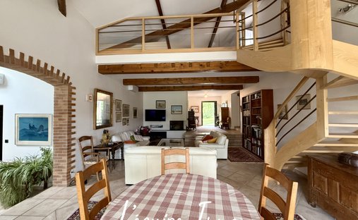 14th C. Chateau With A House