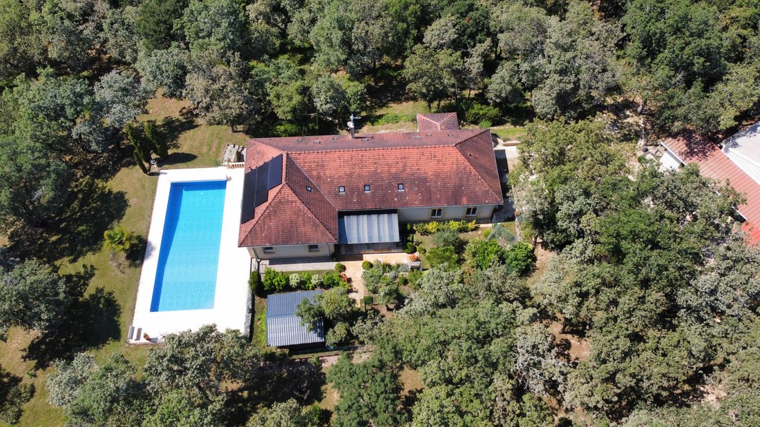 Apartment in Terrasson-Lavilledieu, Nouvelle-Aquitaine, France 1 - 16500347